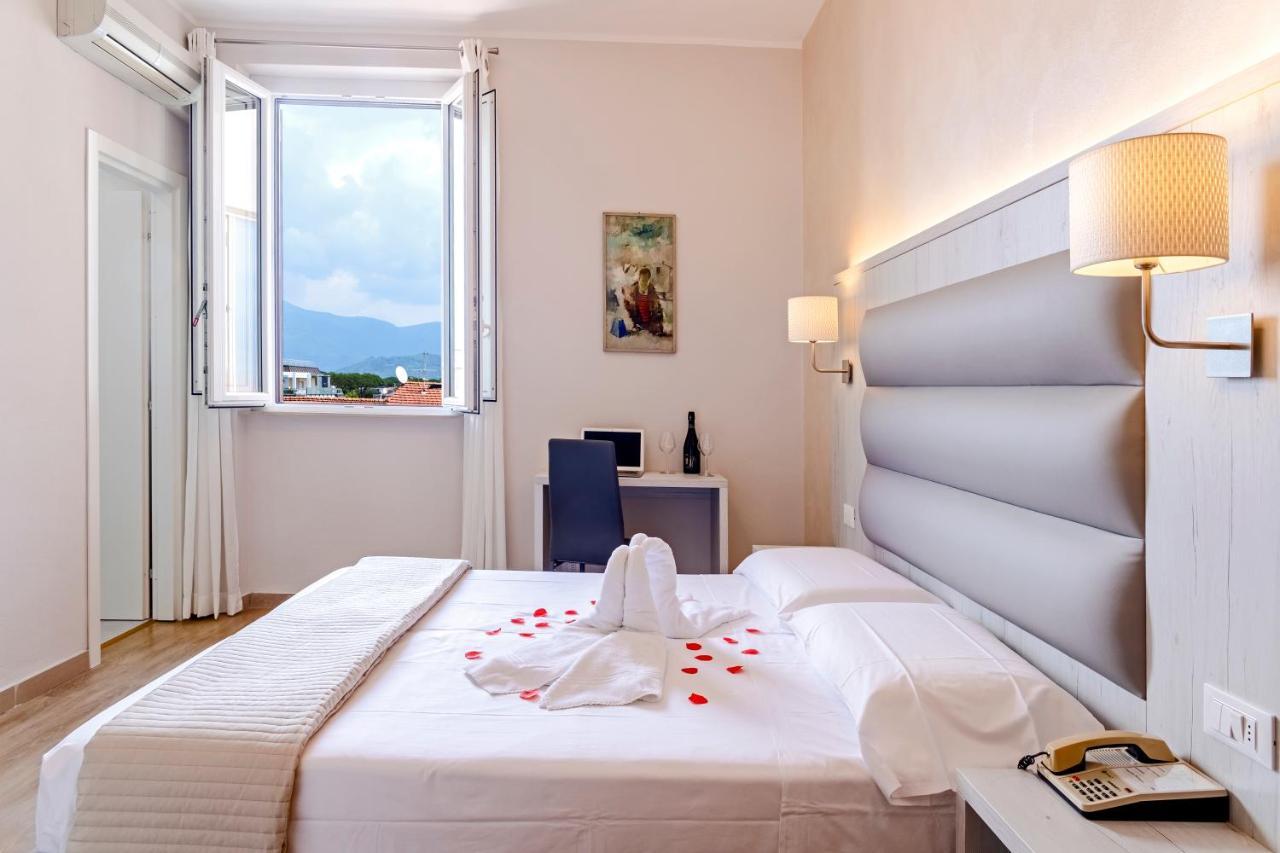 Hotel Biagi & Residence 리도디캄파이오레 외부 사진