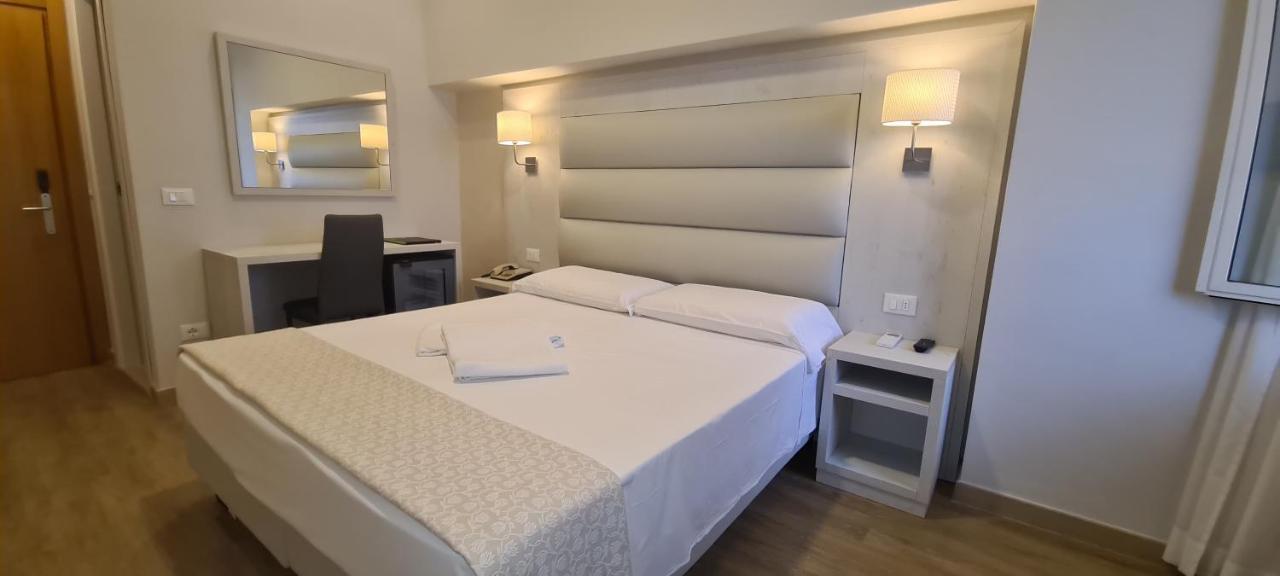 Hotel Biagi & Residence 리도디캄파이오레 외부 사진