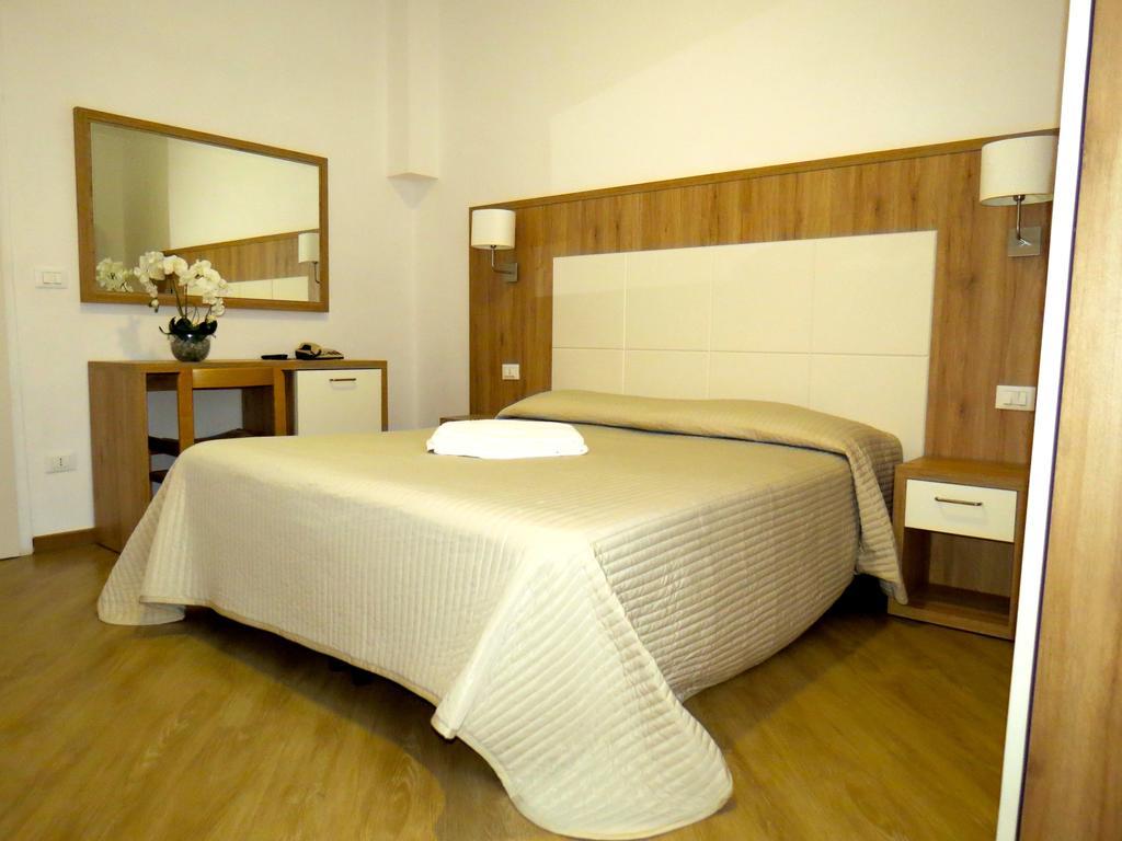 Hotel Biagi & Residence 리도디캄파이오레 객실 사진