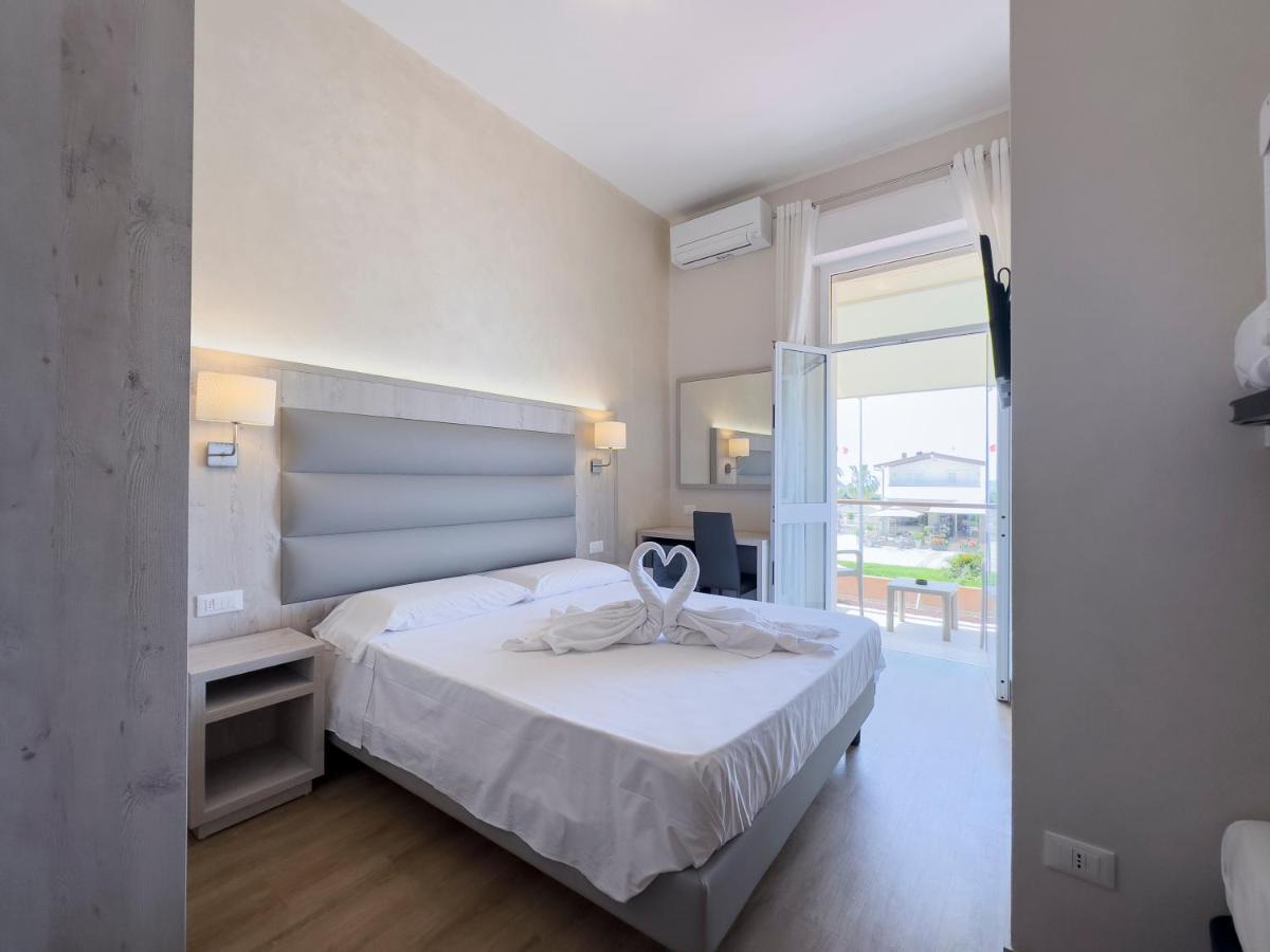Hotel Biagi & Residence 리도디캄파이오레 외부 사진
